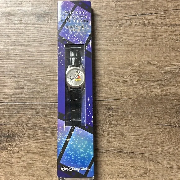 Disney | Accessories | Walt Disney World Limited Release 